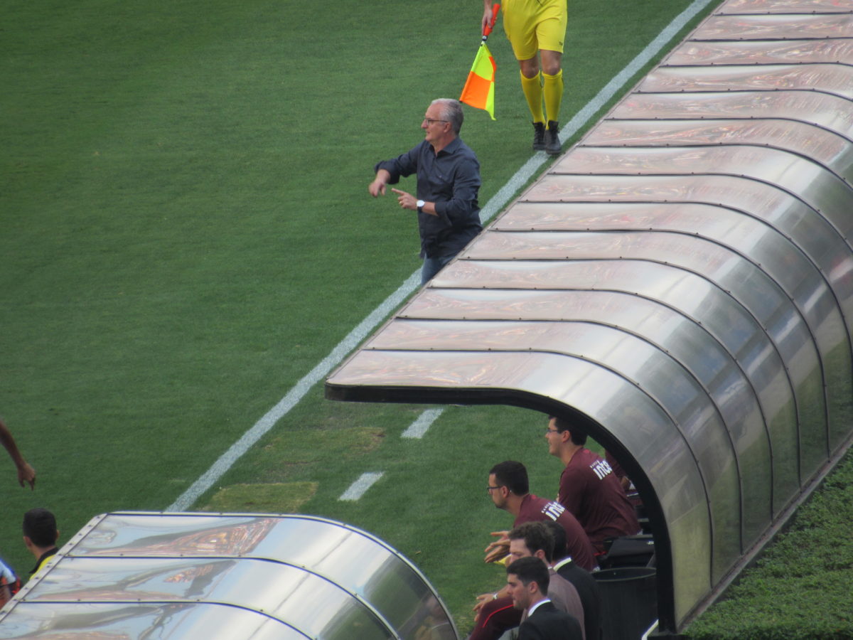 Leia mais sobre o artigo Na coletiva, Dorival comemora duas vitórias seguidas com boa atuação e exalta crescimento coletivo
