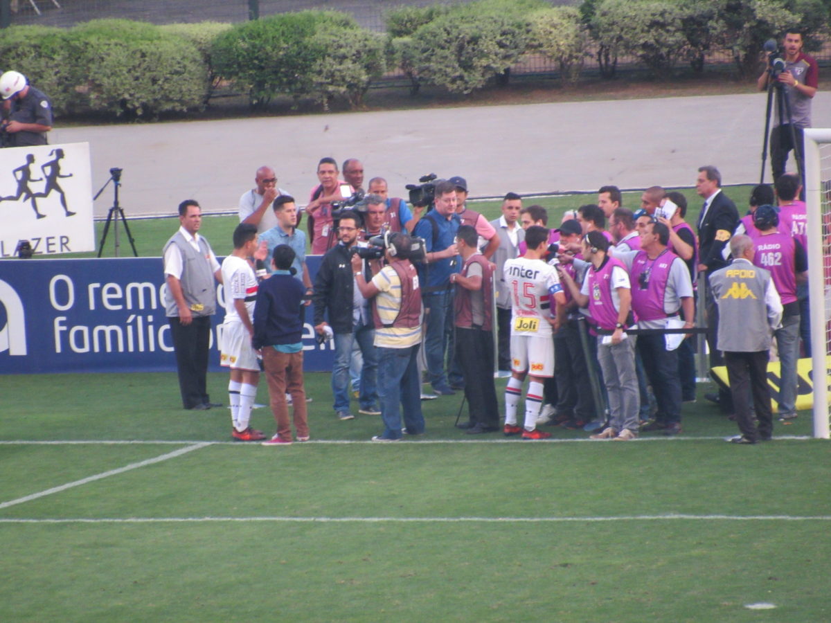Leia mais sobre o artigo Após San-São, Petros diz: “Quando acabar a gente vai conversar e vocês vão saber tudo que aconteceu”