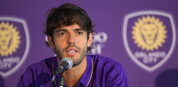 Leia mais sobre o artigo Em coletiva, Kaká anuncia que não renovará com o Orlando City