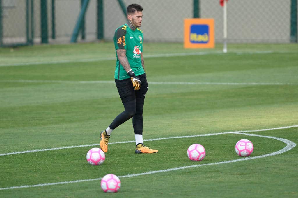 Leia mais sobre o artigo Hoje na Seleção Brasileira, Ederson conta que chorou ao ser dispensado por telefone do SPFC