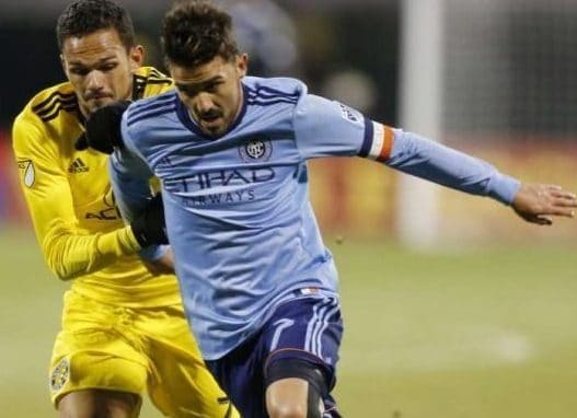 Leia mais sobre o artigo Sessão Emprestados – Tormena e Douglas seguros, Artur marca gol e supera Pirlo e Villa