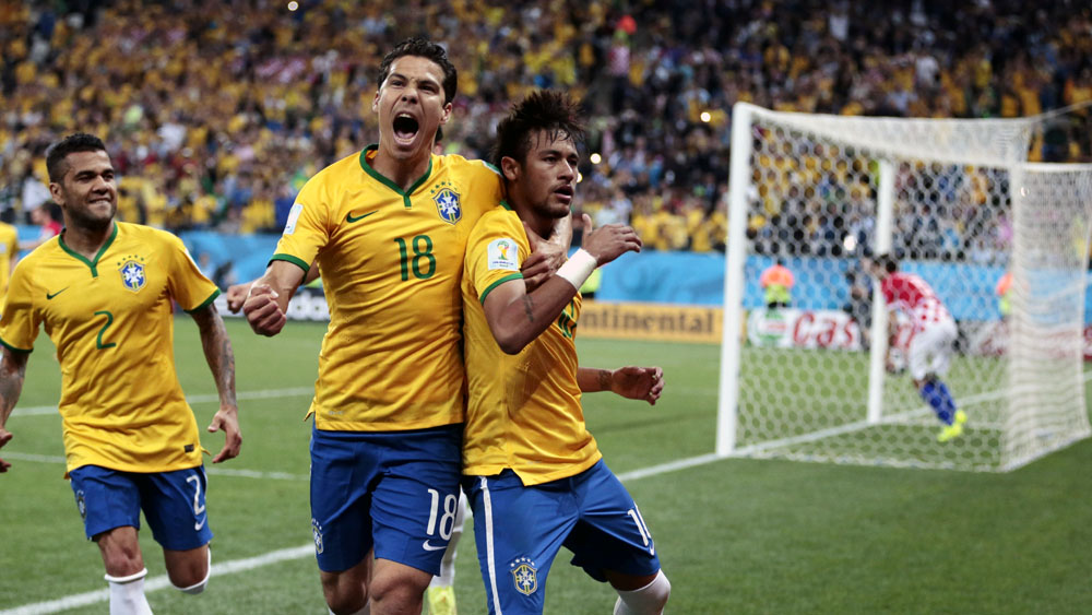 Leia mais sobre o artigo Tite nega contato com dirigentes são-paulinos, mas admite estar observando Hernanes