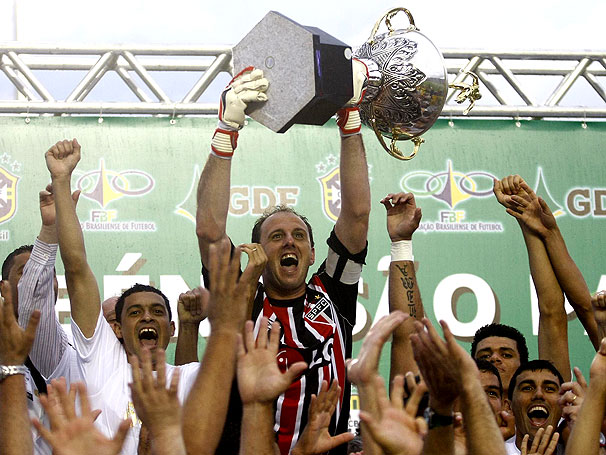 Leia mais sobre o artigo Conheça os 12 primeiros jogos do São Paulo FC no Campeonato Brasileiro 2018, com dois clássicos nessas primeiras rodadas