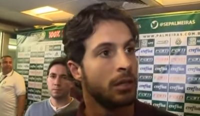 Leia mais sobre o artigo Após derrota no clássico, Hudson se irrita com perguntas de repórter: “Vai fazer uma pergunta ou um comentário?”