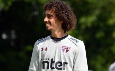 Leia mais sobre o artigo Aguirre relaciona 20 jogadores para jogo contra o América em Minas Gerais