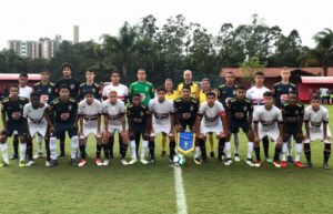 Leia mais sobre o artigo Rapidinhas da base – Sub-11 e sub-13 estreiam com goleada, sub-16 vence seleção brasileira sub-17