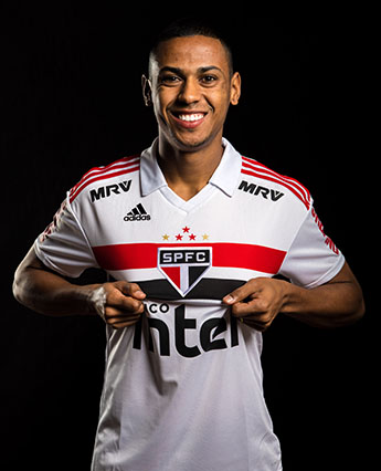 Destaque do São Paulo, zagueiro Bruno Alves exalta raça e corte no rosto em  entrevista ao LANCE! - Un1que Football