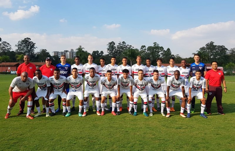 Leia mais sobre o artigo Rapidinhas da base – São Paulo estreia com vitória no Brasileiro sub-20, e vence a segunda no Brasileirão de Aspirantes