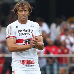 Leia mais sobre o artigo Lugano se sente grato ao São Paulo e diz ‘O São Paulo mudou minha vida como jogador e pessoa’