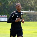 Com três desfalques e quatro novidades, Aguirre relaciona 22 jogadores para duelo contra Atlético-PR