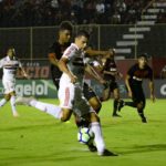 Rodada boa, lesão de Rojas e reencontro com a Vitória.