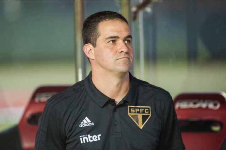 Jardine não será mais técnico do São Paulo, mas diretoria pretende mantê-lo no clube