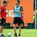 Com Hudson de volta e Jucilei fora, André Jardine relaciona 23 jogadores para despedida de 2018