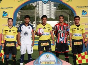 Leia mais sobre o artigo São Paulo segura empate com o Independiente, é líder do grupo e encara Corinthians nas quartas
