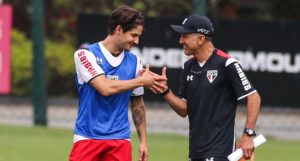 Read more about the article Osorio pede demissão do Paraguai e nome do técnico surge no Morumbi