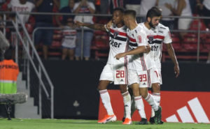 Leia mais sobre o artigo Notas – São Paulo 1 x 1 Flamengo
