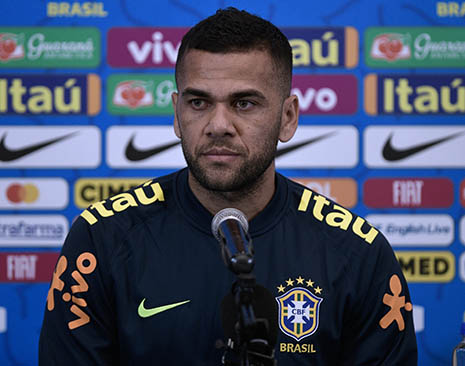 Leia mais sobre o artigo Daniel Alves reforça coração são-paulino, e fala de jogar no Brasil só futuramente