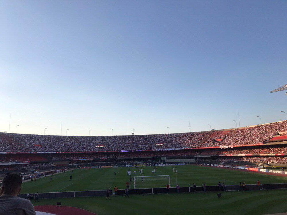 Leia mais sobre o artigo Momento bilheteria: Com valor de Libertadores, São Paulo divulga preços para provável estreia do Daniel Alves