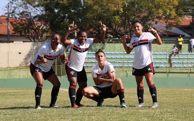 Leia mais sobre o artigo São Paulo segura Palmeiras em partida de volta e está na final do Brasileirão Feminino A-2