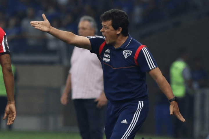 Após primeira derrota no São Paulo, Diniz assume má atuação: “Jogamos abaixo do que deveríamos”