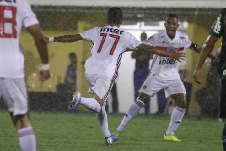 São Paulo bate o Coritiba e avança para as quartas da Copinha; Vai jogar em Barueri na próxima fase