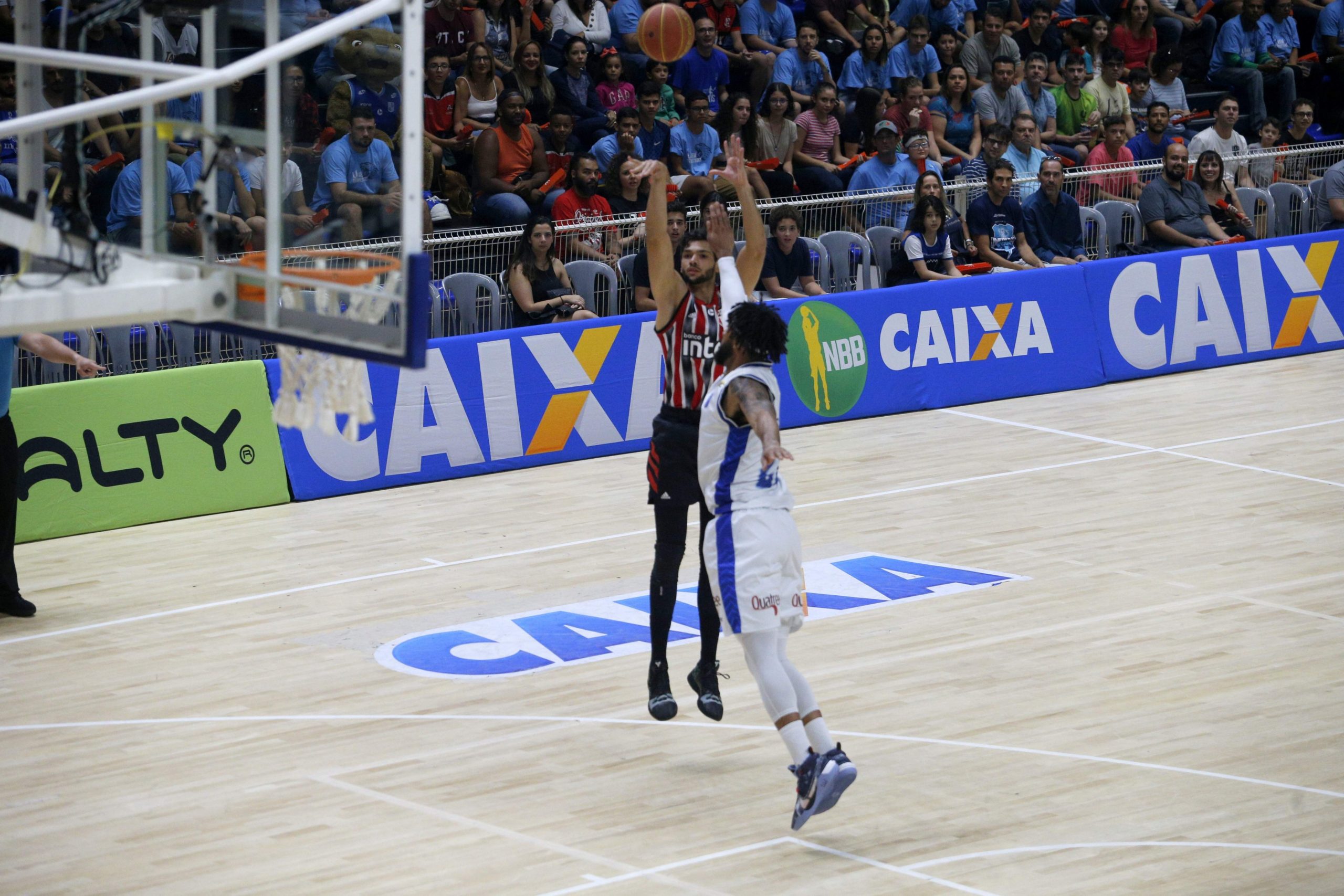 Leia mais sobre o artigo São Paulo vence Minas em confronto direto por uma briga no G4 do NBB