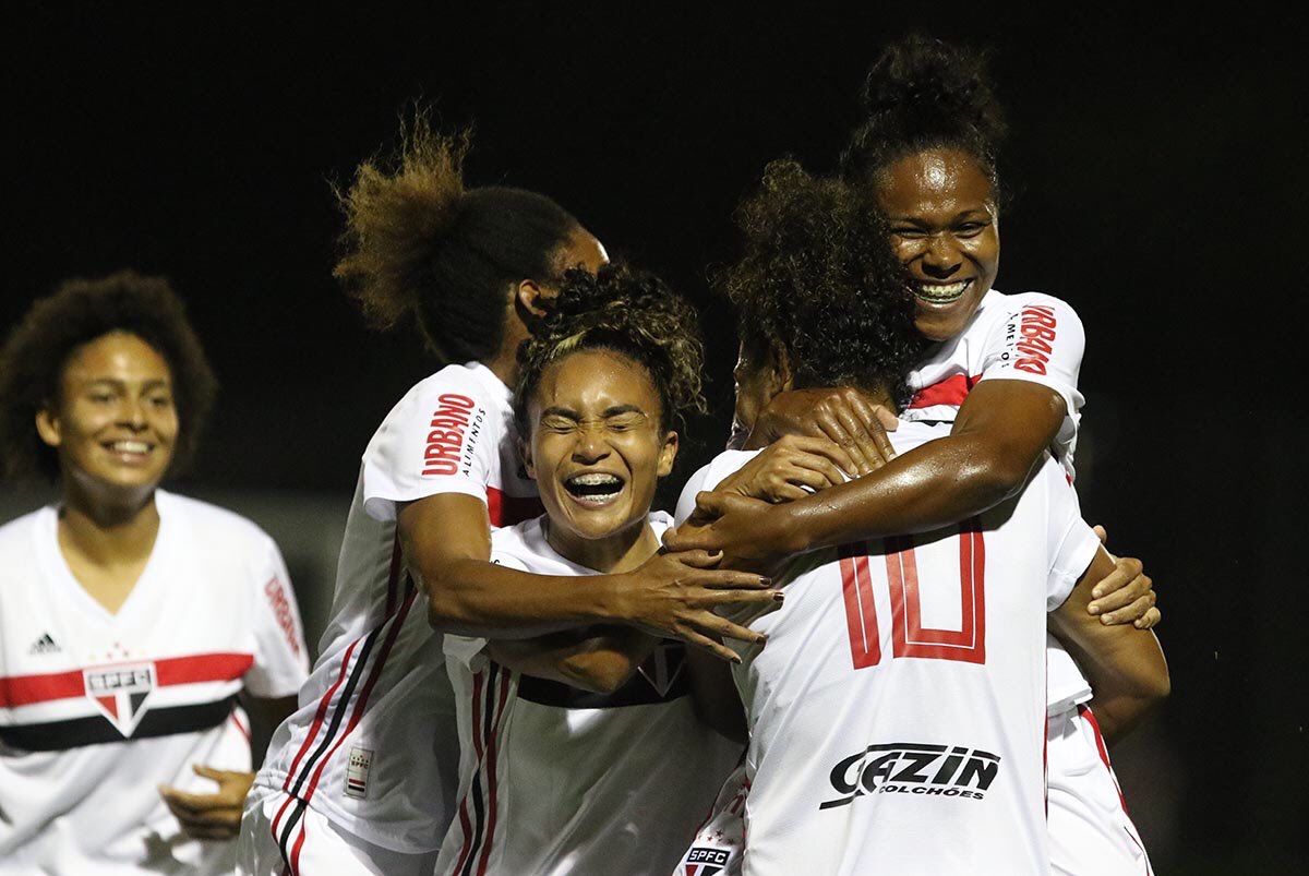 Leia mais sobre o artigo [FEMININO] São Paulo Bate o Flamengo e conquista primeira vitória na série A1