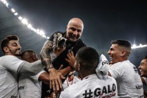 Read more about the article Sampaoli rejeita comemoração prolongada no Atlético e diz que São Paulo já é o foco