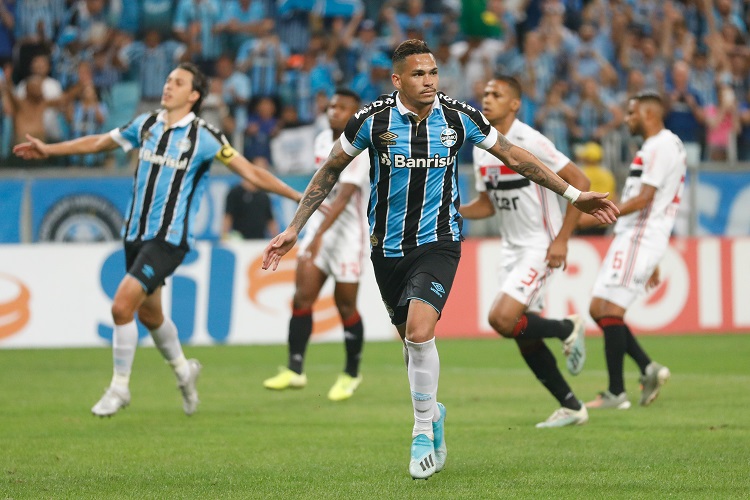 Leia mais sobre o artigo São Paulo estaria negociando com atacante do Grêmio