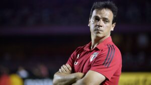 Leia mais sobre o artigo São Paulo completa 1 ano sem contratar jogadores