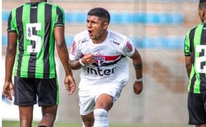 Leia mais sobre o artigo No Brasileirão sub-20, São Paulo perde para o América-MG