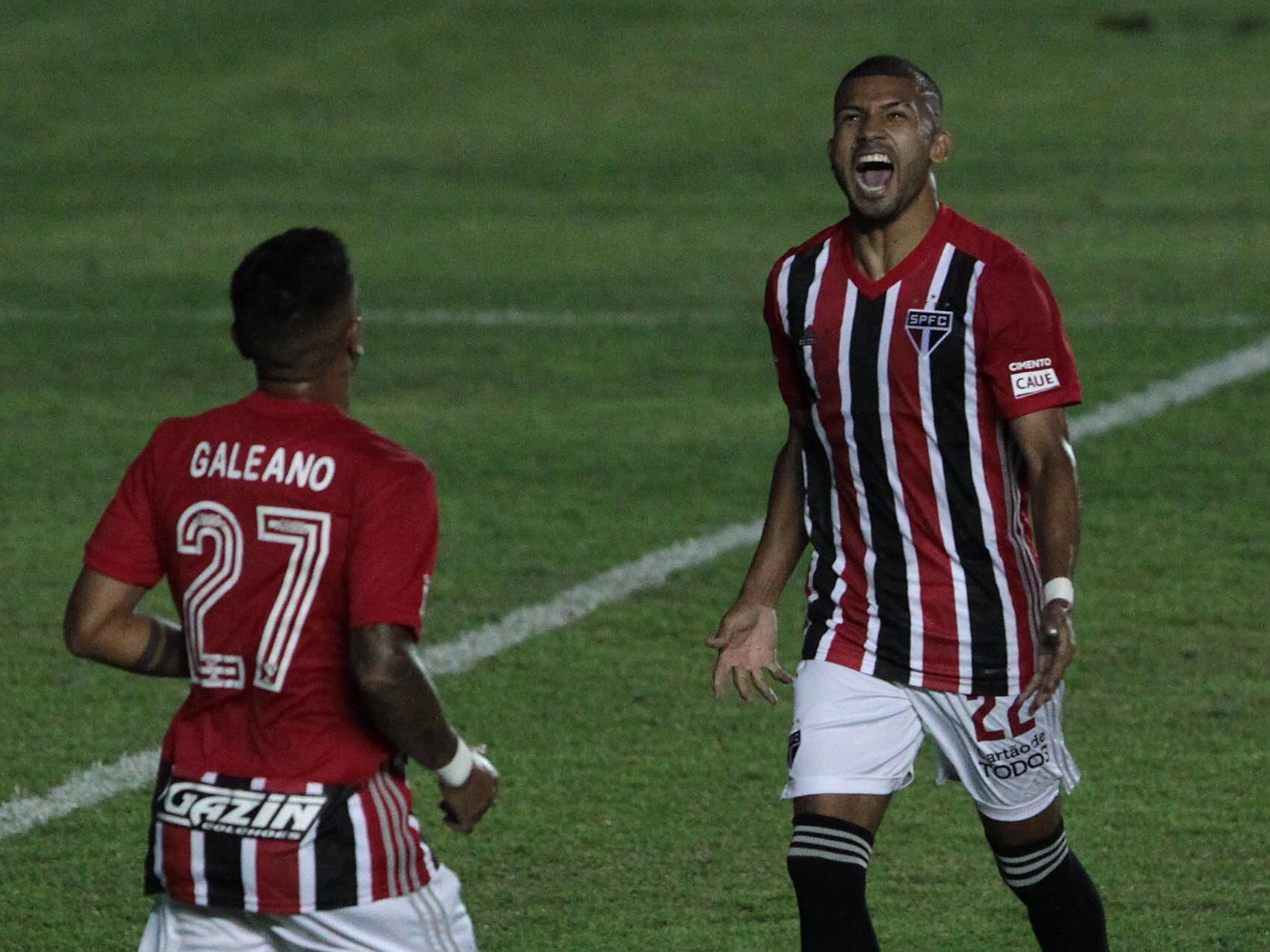 Rojas marca e São Paulo goleia Inter de Limeira