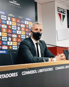 Read more about the article Crespo explica Benitez fora; Arboleda sem lesão e Welington preocupa