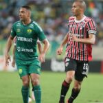 O São Paulo segue sólido! É o famoso “não vence e nem convence”.