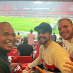 Calleri, ídolos, Caio Castro, e campeões de basquete acompanham vitória