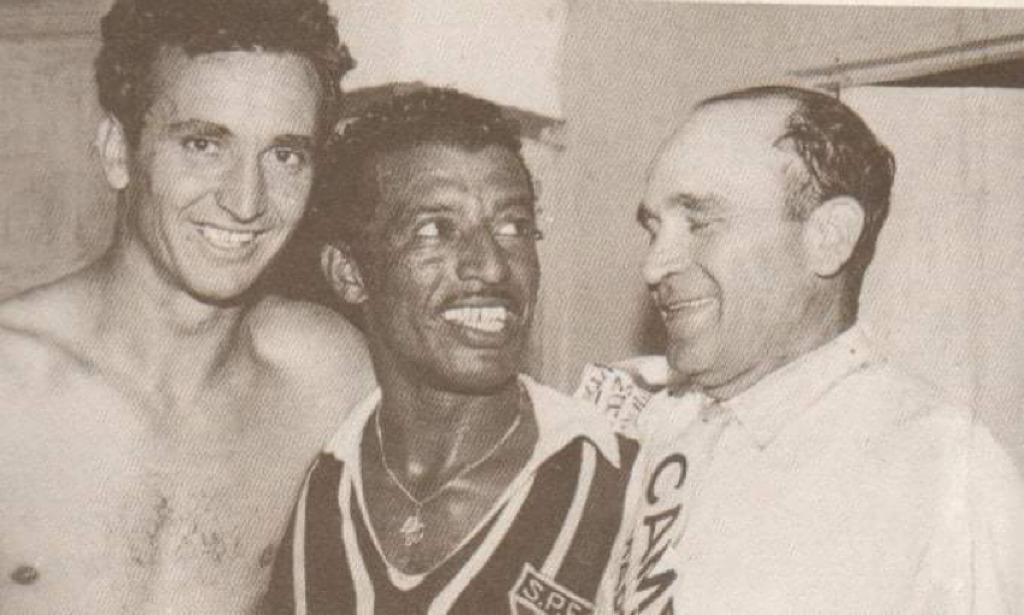 Leia mais sobre o artigo Quem foi Béla Guttmann, um dos maiores treinadores da história do São Paulo
