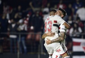 Leia mais sobre o artigo Made-in Cotia resolve e São Paulo fecha invicto primeira fase da Sul-Americana