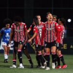 Pré-jogo: Classificado para as quartas de finais, São Paulo enfrenta rebaixado São José, em Cotia