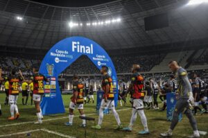 Leia mais sobre o artigo Adversário são-paulino na Copa do Brasil para em goleiro revelado em Cotia e é vice da Copa Nordeste