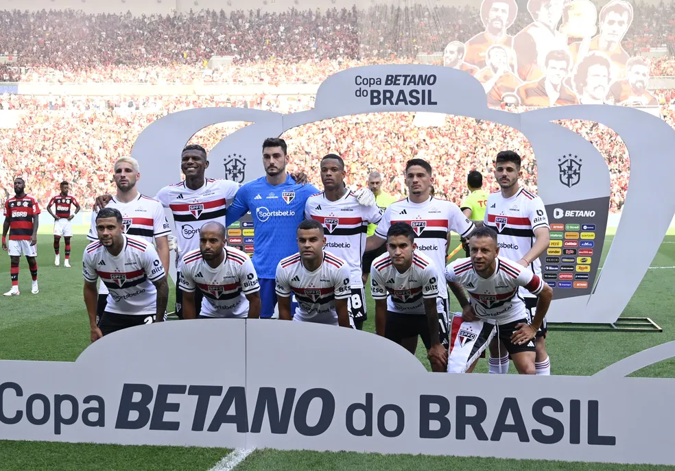 Leia mais sobre o artigo Flamengo 0 X 1 São Paulo | 1º jogo final Copa do Brasil
