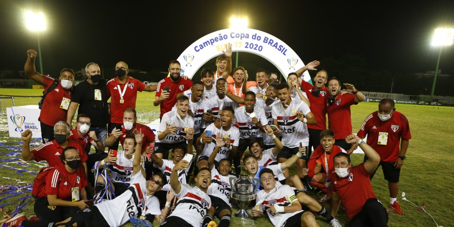 Leia mais sobre o artigo Em busca do tricampeonato, São Paulo enfrenta o Fluminense na final da Copa do Brasil Sub 17; Veja outras conquistas