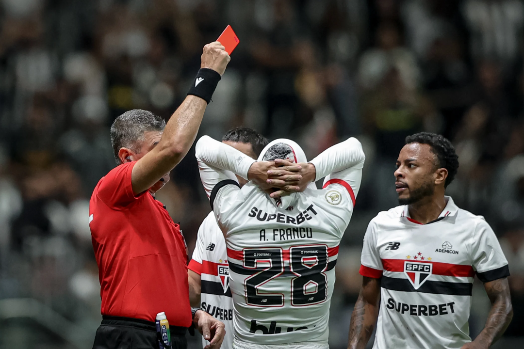 Leia mais sobre o artigo São Paulo perde dois titulares para a partida contra o Grêmio