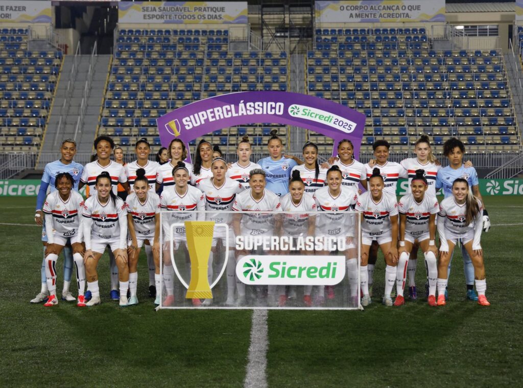 Elenco feminino