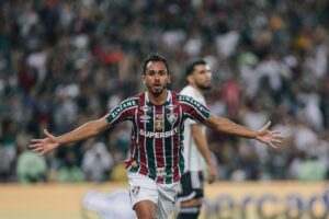 Leia mais sobre o artigo São Paulo sonda situação de meia do Fluminense, que demonstra interesse