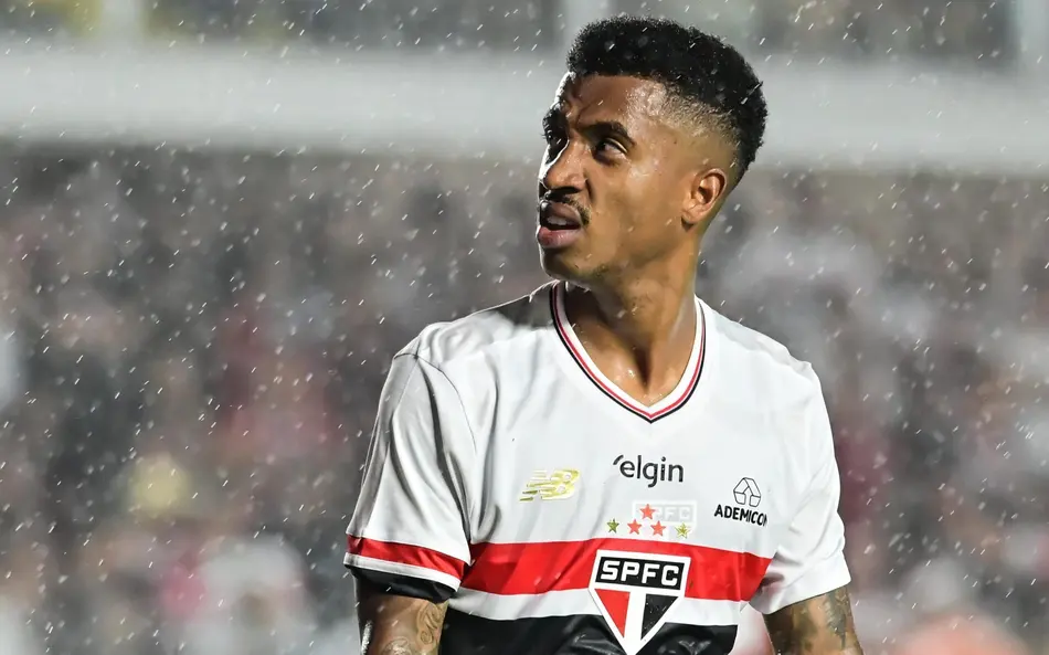 Leia mais sobre o artigo São Paulo sofre transfer ban da Fifa e fica impedido de registrar novos jogadores